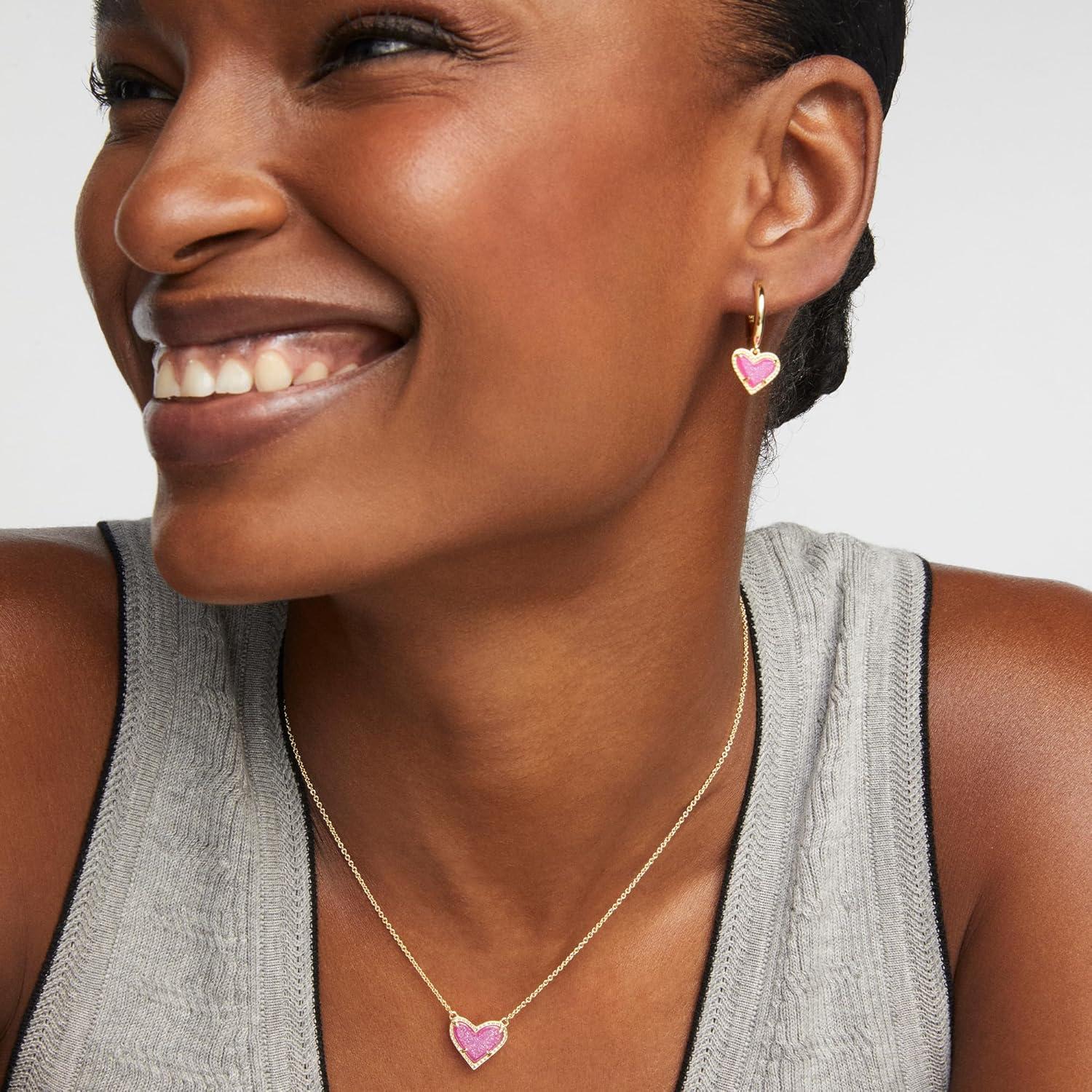 imageKendra Scott Ari Heart Adjustable Length Pendant Necklace for Women Fashion JewelryGOLD HOT PINK DRUSY