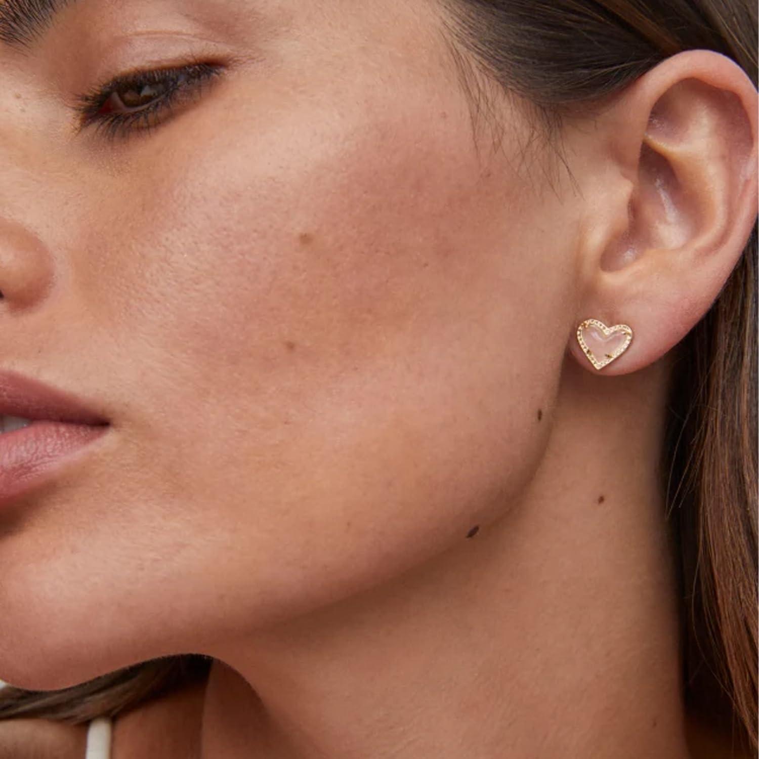 imageKendra Scott Ari Heart Stud Earrings for Women Fashion JewelryGOLD ROSE QUARTZ